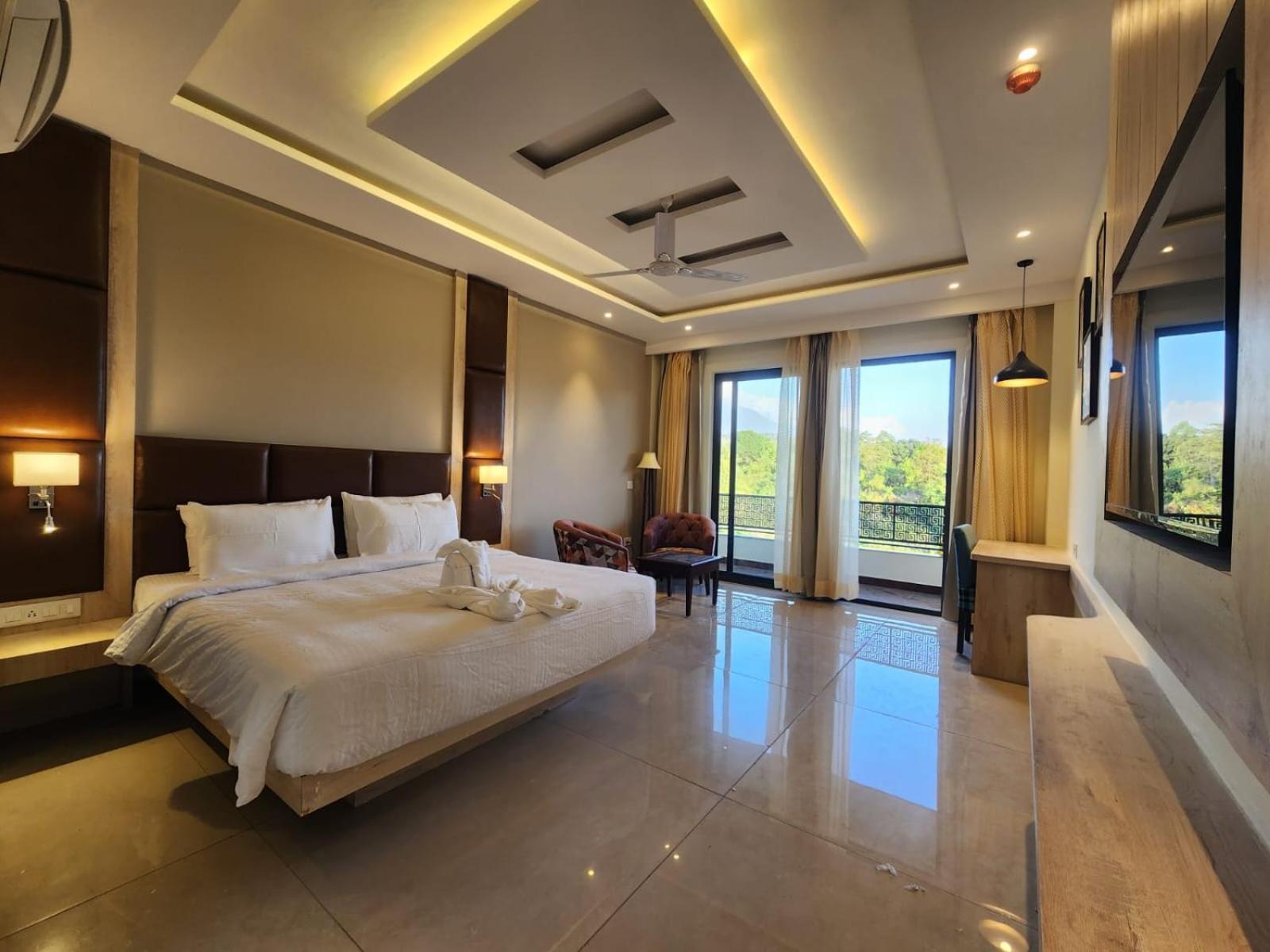 Aachman River And Valley View Resort Dharamshala - A Riverside Resort With Balcony View Dış mekan fotoğraf